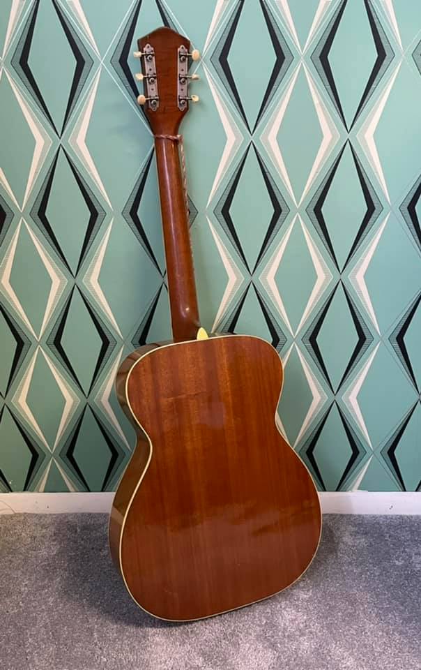 1961 Harmony Sovereign H1203 Rear Photo